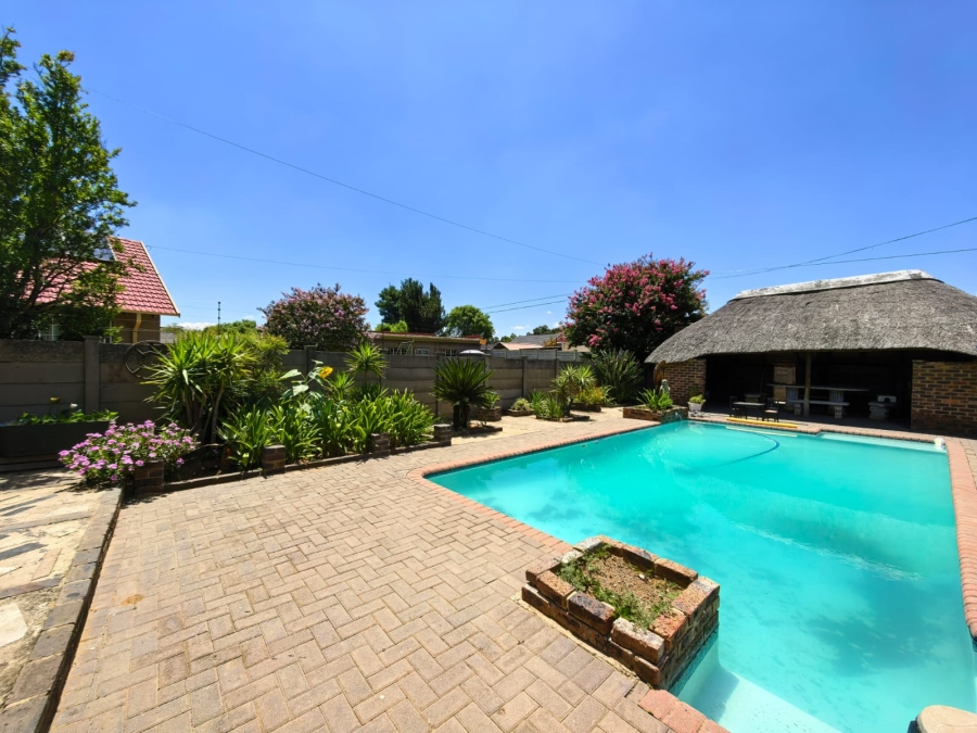 3 Bedroom Property for Sale in Vaalpark Free State